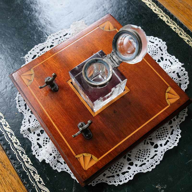 マホガニー製インレイ象嵌デスクペンホルダー/インクボトル|英国