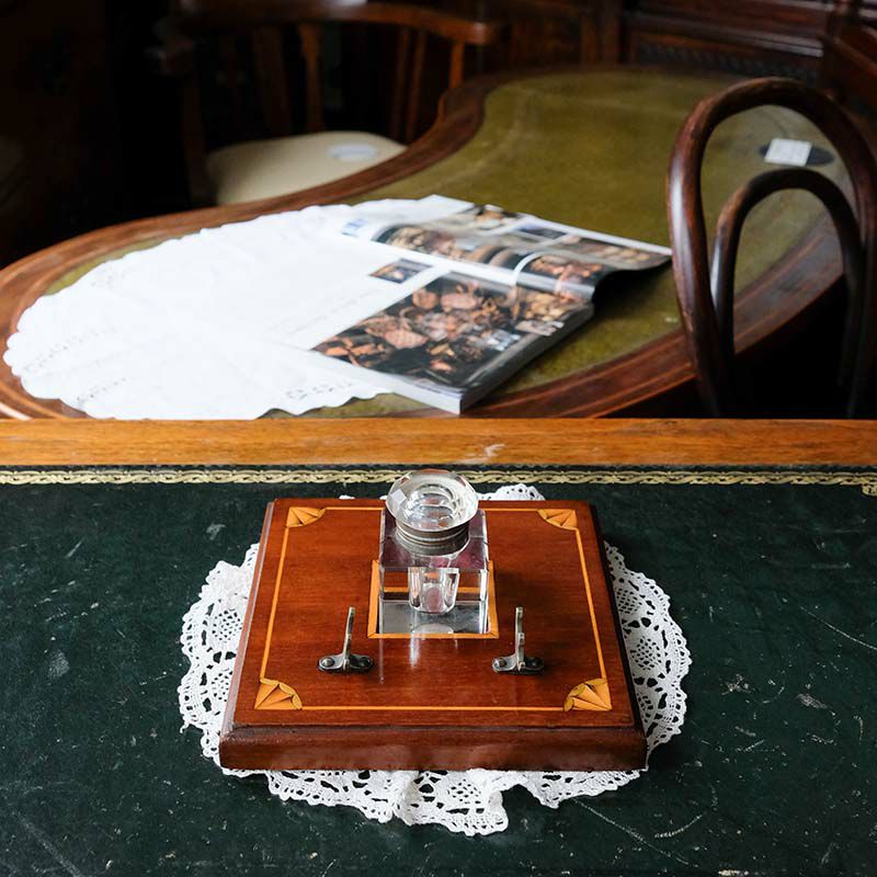 マホガニー製インレイ象嵌デスクペンホルダー/インクボトル|英国