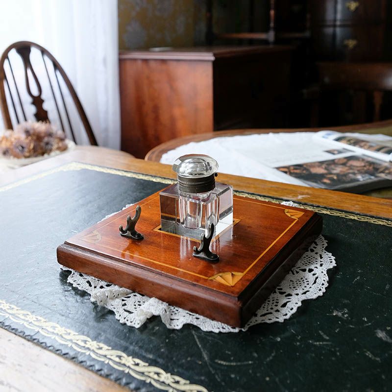 マホガニー製インレイ象嵌デスクペンホルダー/インクボトル|英国